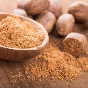Recipe "Nutmeg paste mask against age spots on the skin of the face and body"